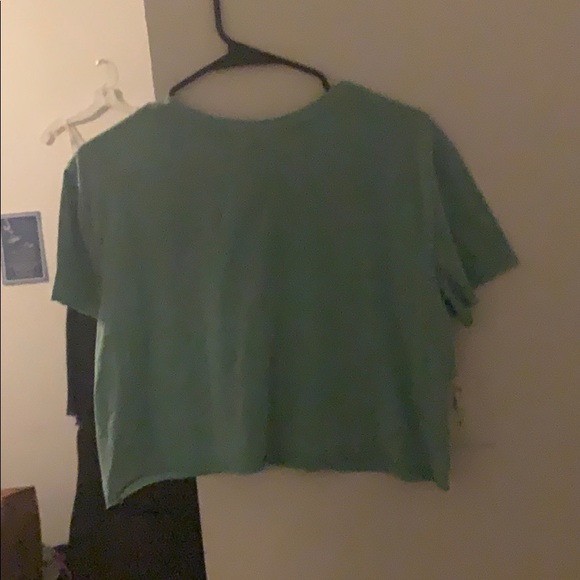 Crop top - Picture 2 of 2